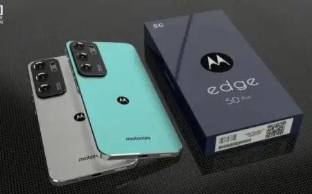 Motorola Edge 50 Pro 5G – 230MP AI Camera, 12GB+512GB Storage & 7600mAh Battery with 7-Year Software Updates!